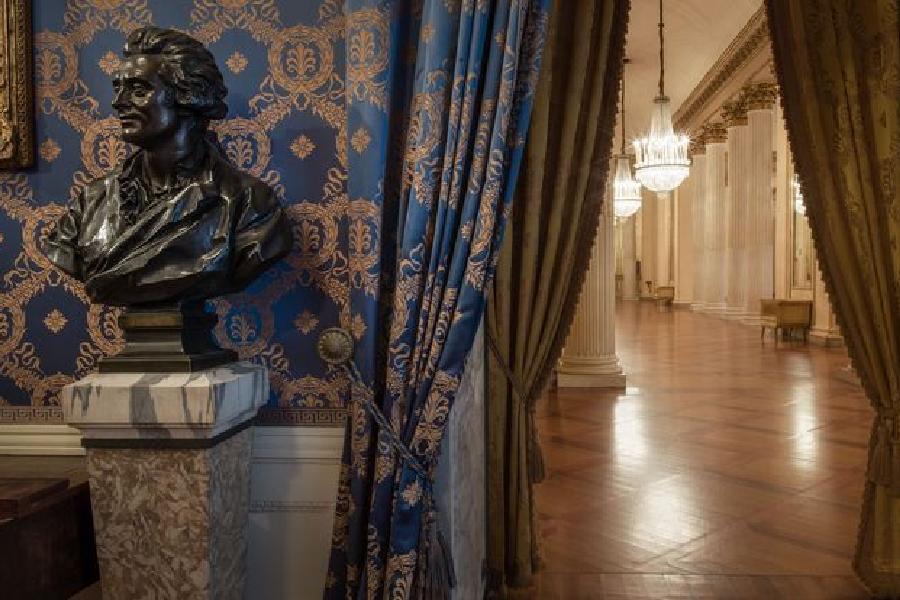 Тематична екскурсія в музей театру Ла Скала в Мілані (фото 1)